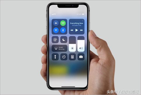 從iPhone X到華為Mate 10，全面屏手機值得買嗎？
